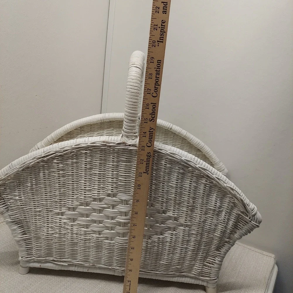 N/A vintage white